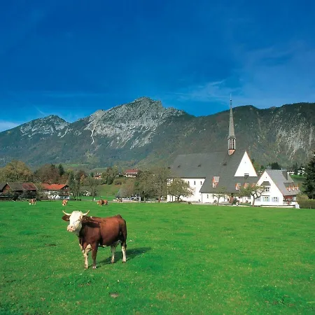 Gaestehaus Faerbinger Bayerisch Gmain Exterior photo
